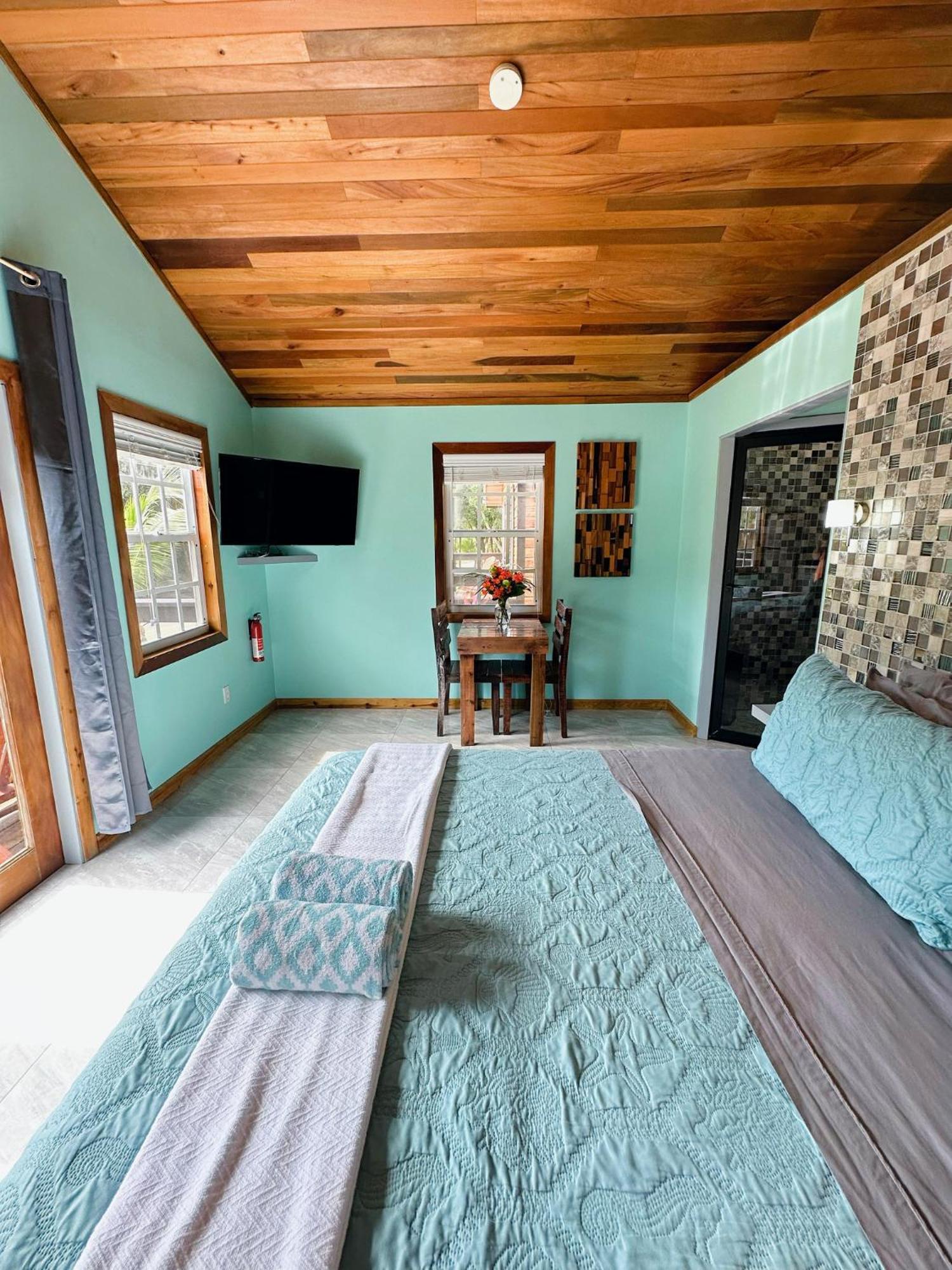 Mangata Villas Adults Only San Pedro  Exterior photo
